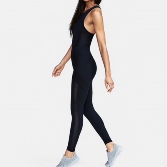 Under Armour Bodysuit - Picture 3 of 4